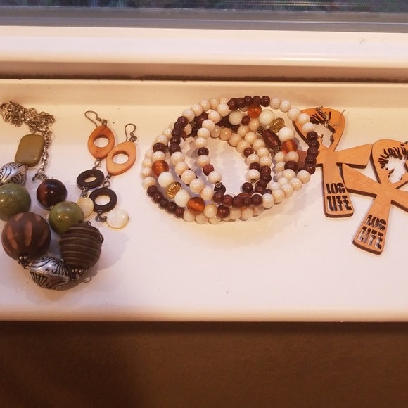 Jewelry - Lot of African and bohemian style jewelry